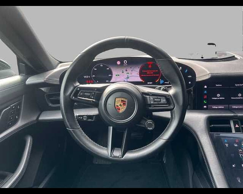 Porsche Taycan Sport Turismo usata a Roma (9)