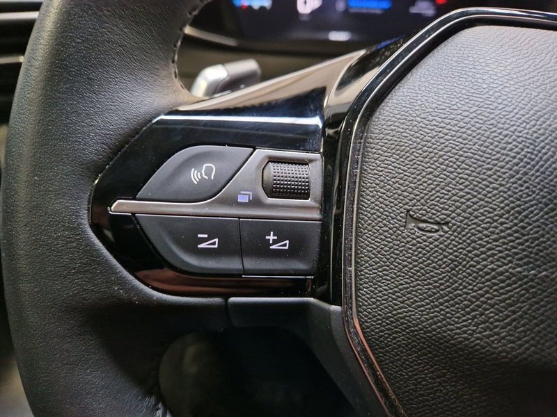 Peugeot 208 usata a Varese (13)