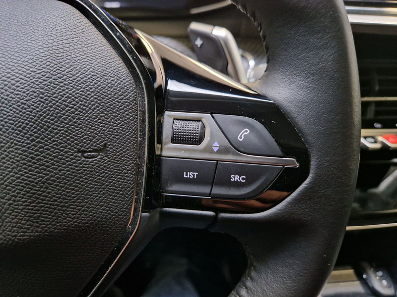 Peugeot 208 usata a Varese (14)