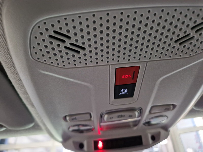 Peugeot 208 usata a Varese (17)