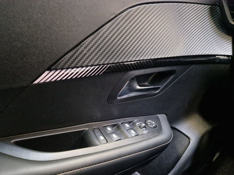 Peugeot 208 usata a Varese (18)