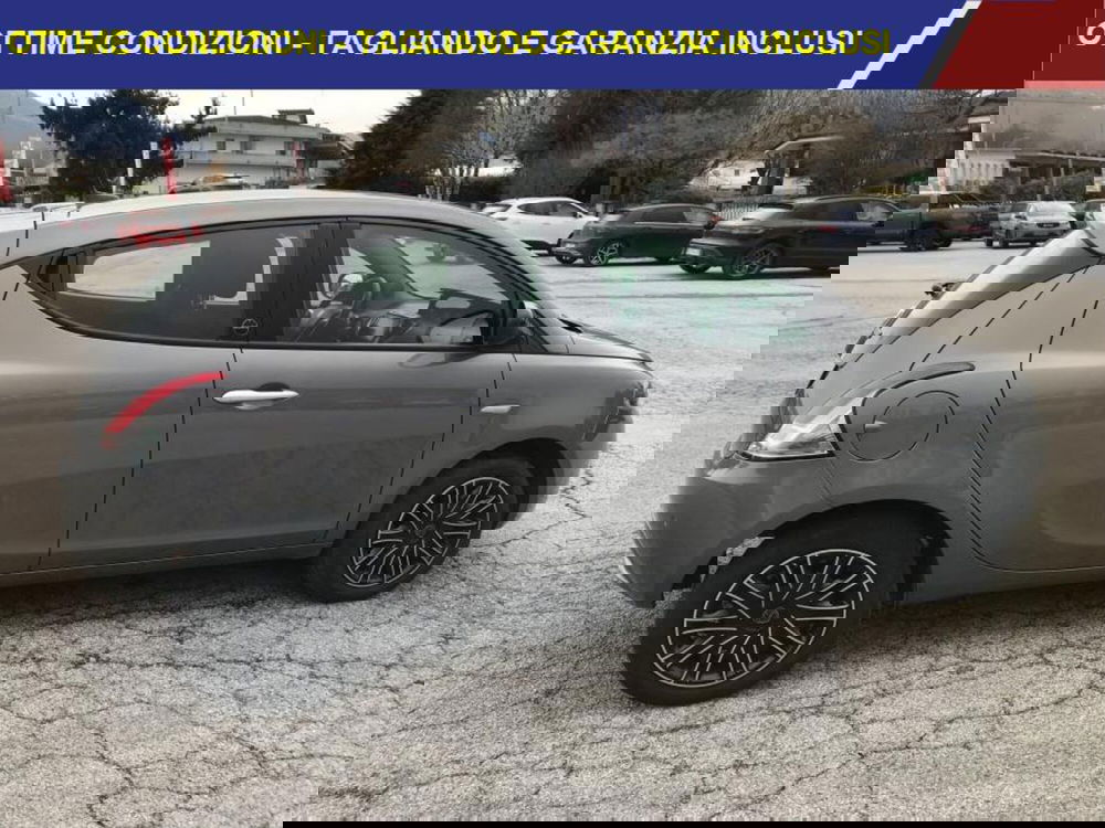 Lancia Ypsilon usata a Cuneo (2)