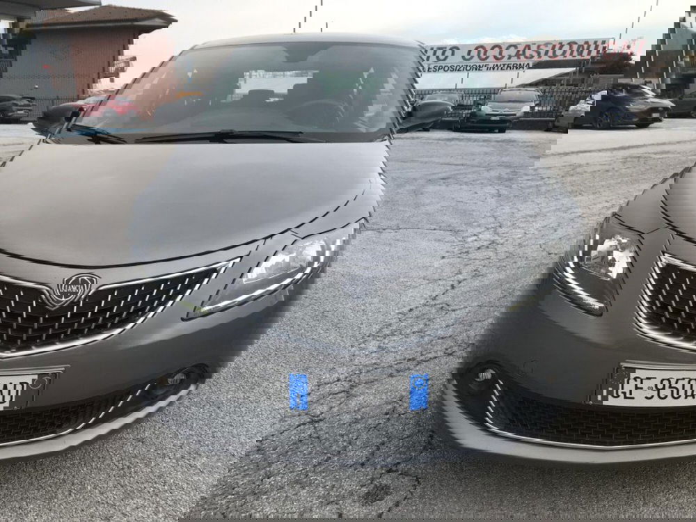 Lancia Ypsilon usata a Cuneo (4)