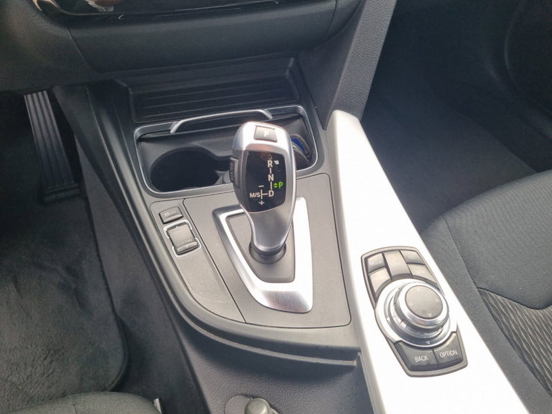 BMW Serie 3 usata a Lucca (10)