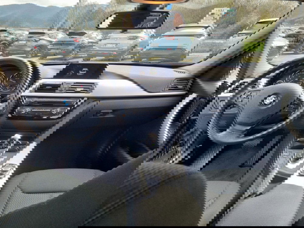 BMW Serie 3 usata a Lucca (13)