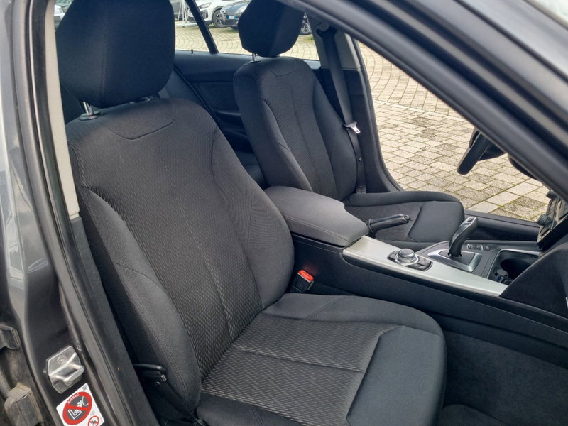 BMW Serie 3 usata a Lucca (16)