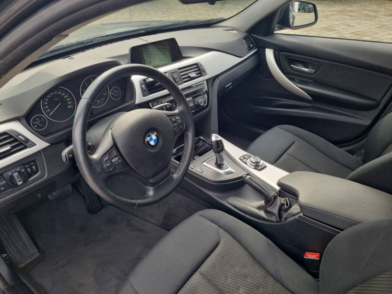 BMW Serie 3 usata a Lucca (6)