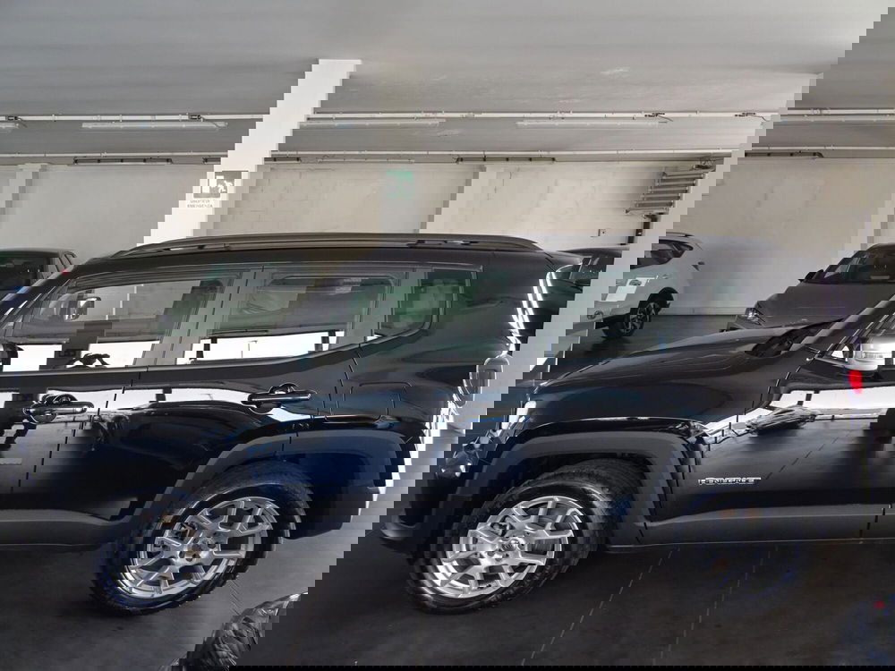 Jeep Renegade nuova a Lucca (2)