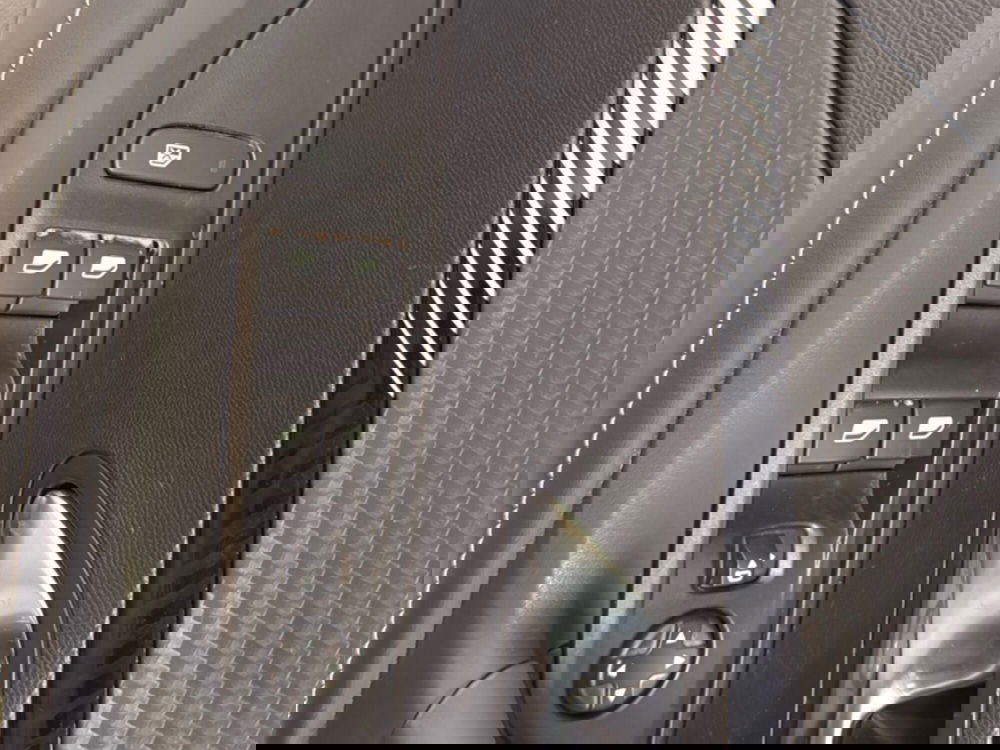 Peugeot 2008 usata a Palermo (7)