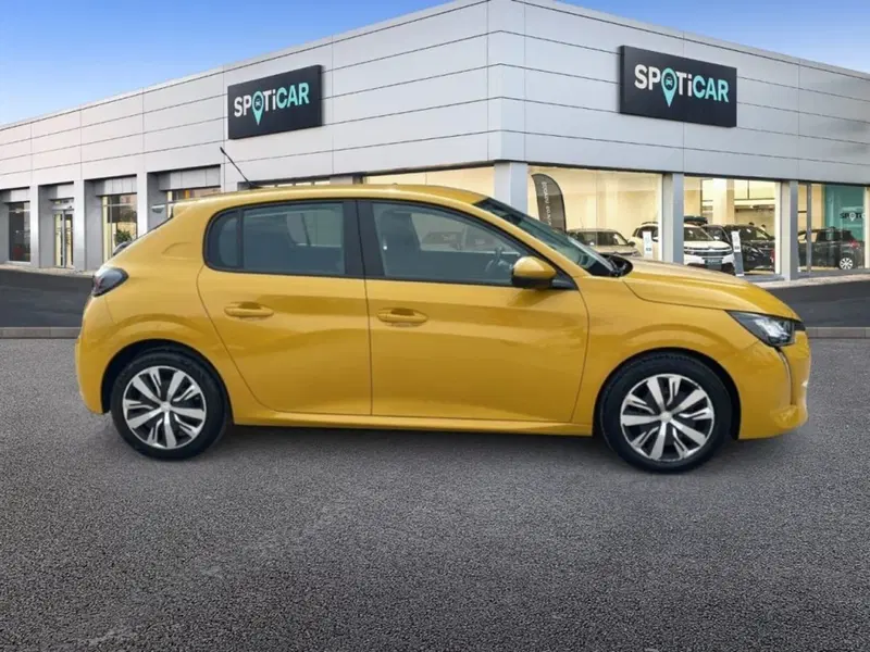 Peugeot 208 usata a Foggia (4)