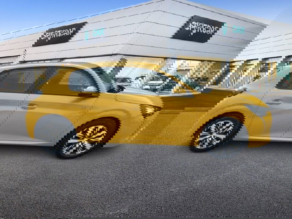 Peugeot 208 usata a Foggia (4)