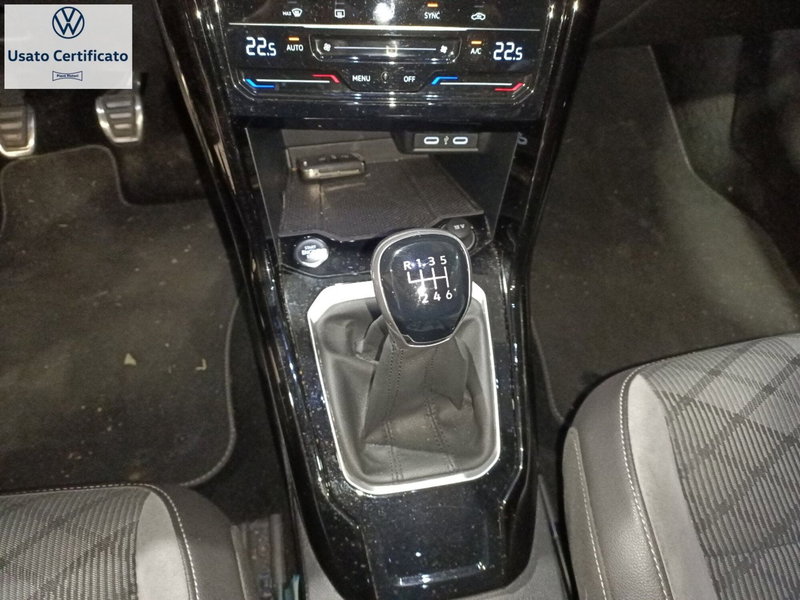 Volkswagen T-Roc usata a Genova (15)