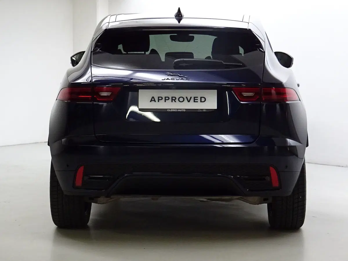 Jaguar E-Pace usata a Como (7)