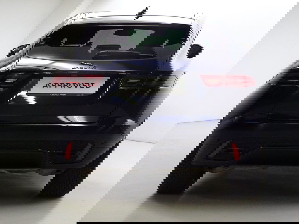 Jaguar E-Pace usata a Como (7)