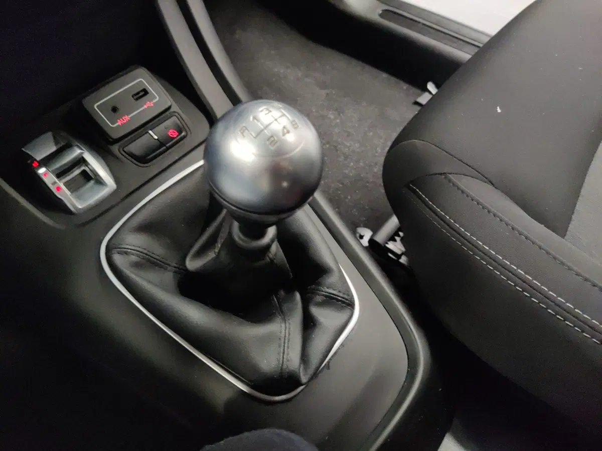 Alfa Romeo Giulietta usata a Arezzo (17)