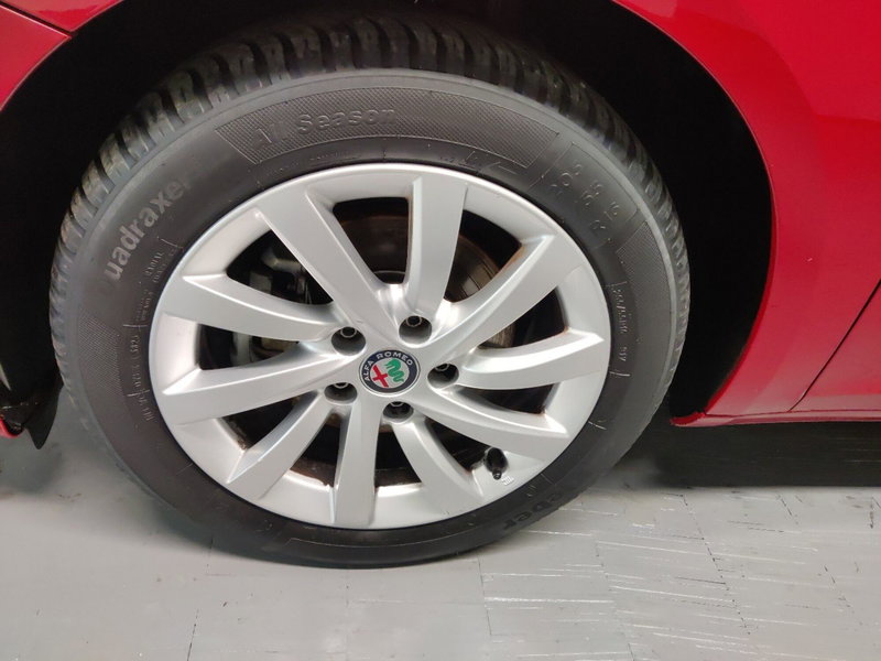 Alfa Romeo Giulietta usata a Arezzo (9)