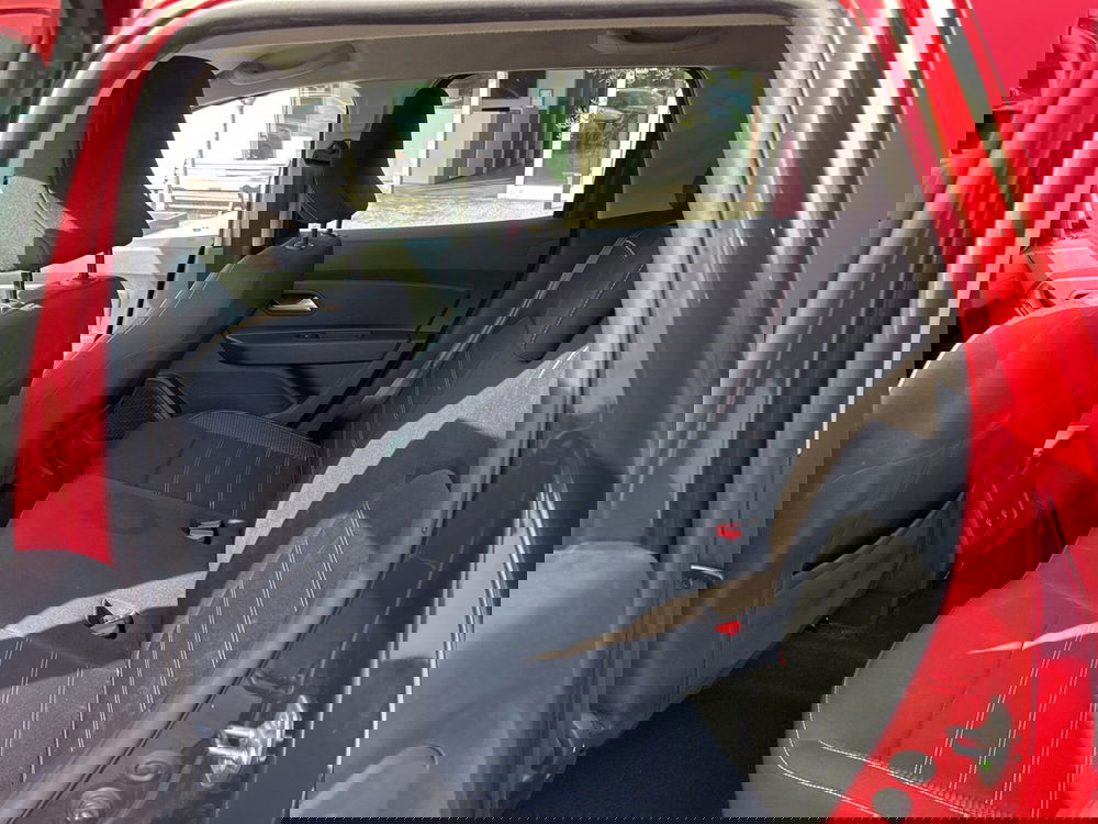 Dacia Duster usata a Latina (12)