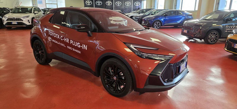 Toyota Toyota C-HR nuova a Messina (5)
