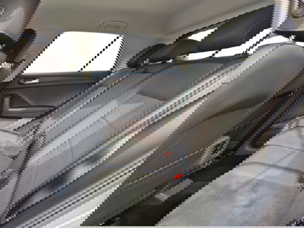 Volkswagen T-Roc usata a Grosseto (12)