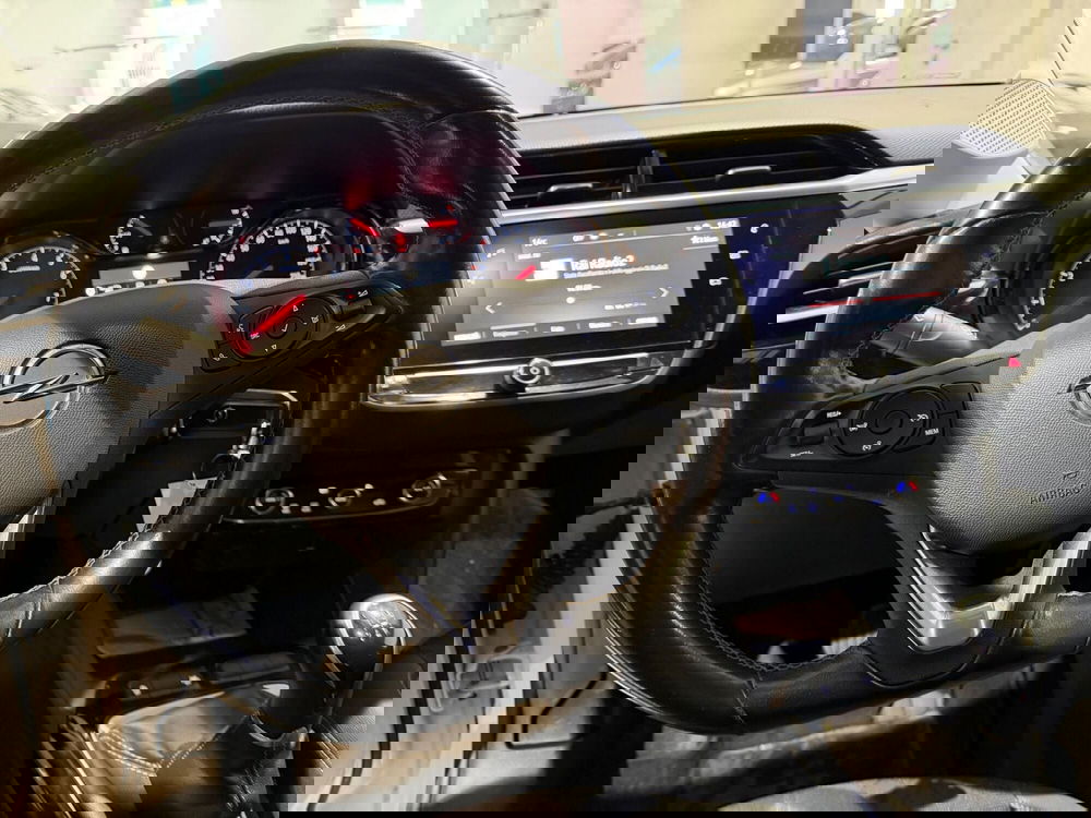 Opel Corsa usata a Genova (11)