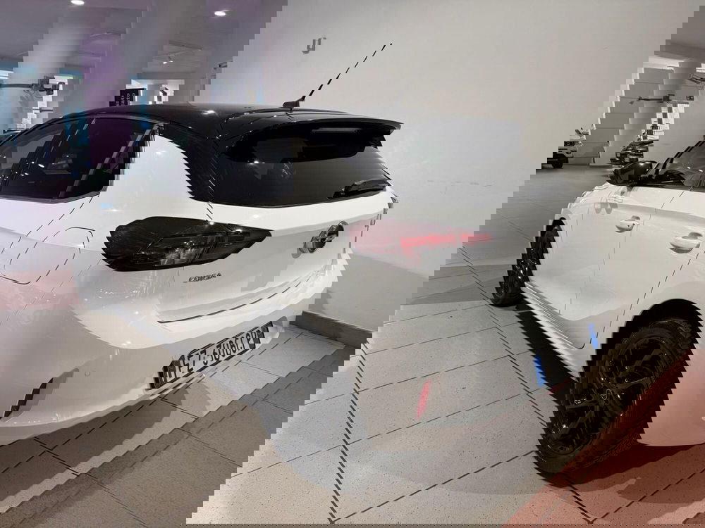 Opel Corsa usata a Genova (3)