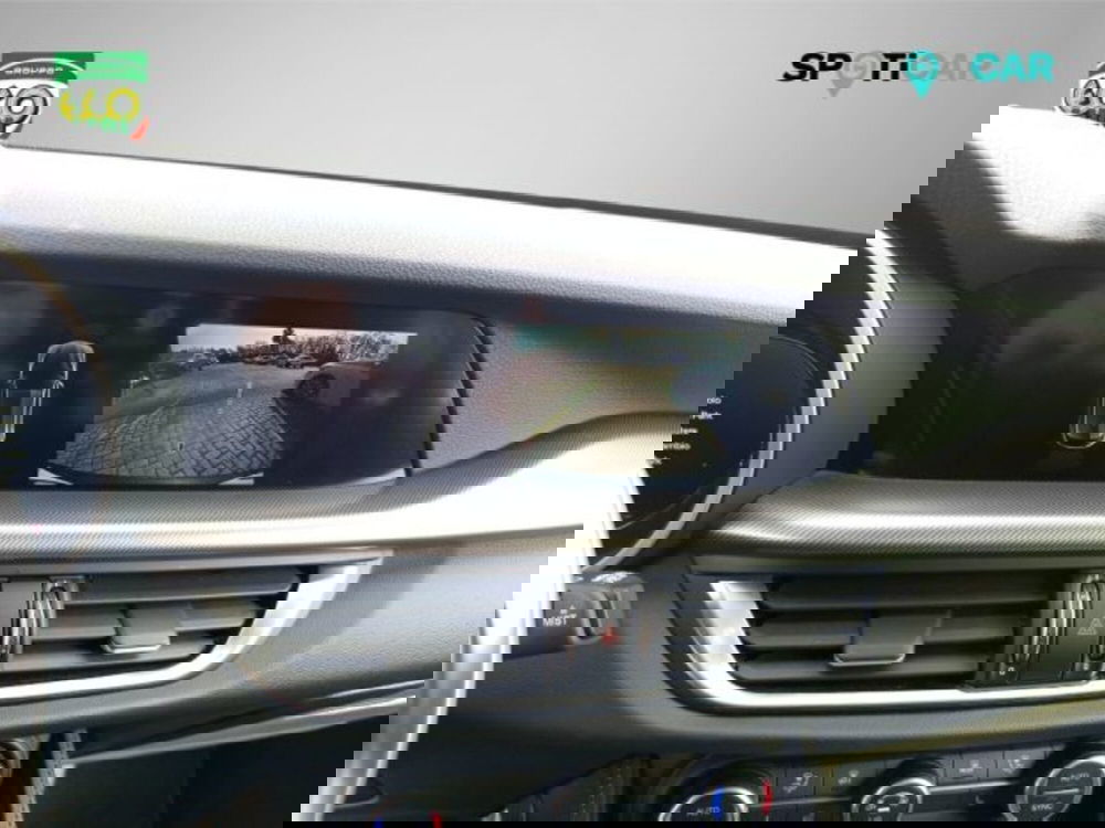 Alfa Romeo Stelvio usata a Frosinone (12)