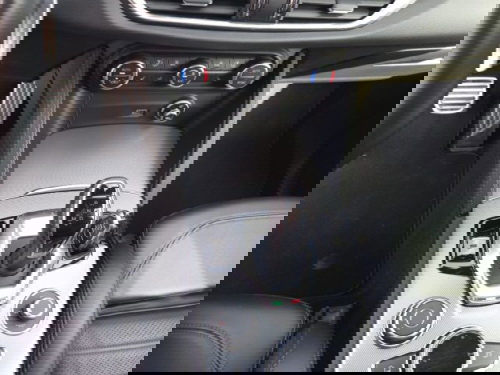 Alfa Romeo Stelvio usata a Frosinone (13)