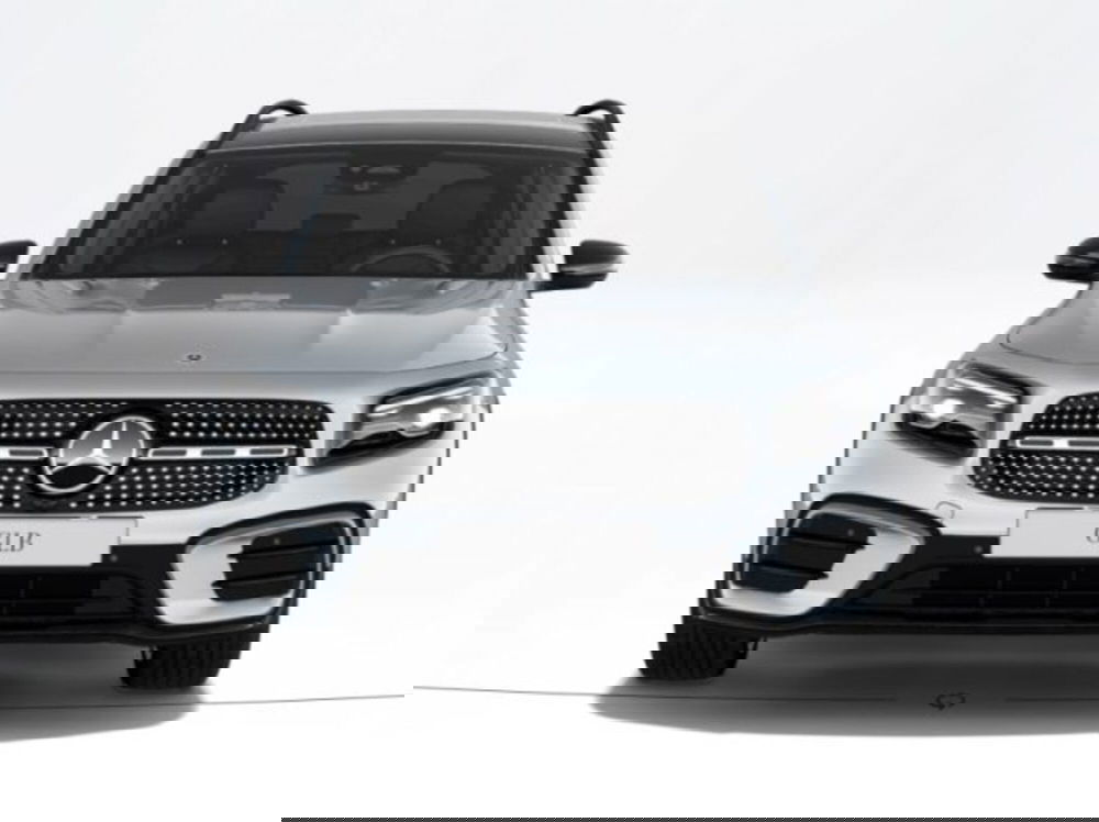 Mercedes-Benz GLB nuova a Verona (3)