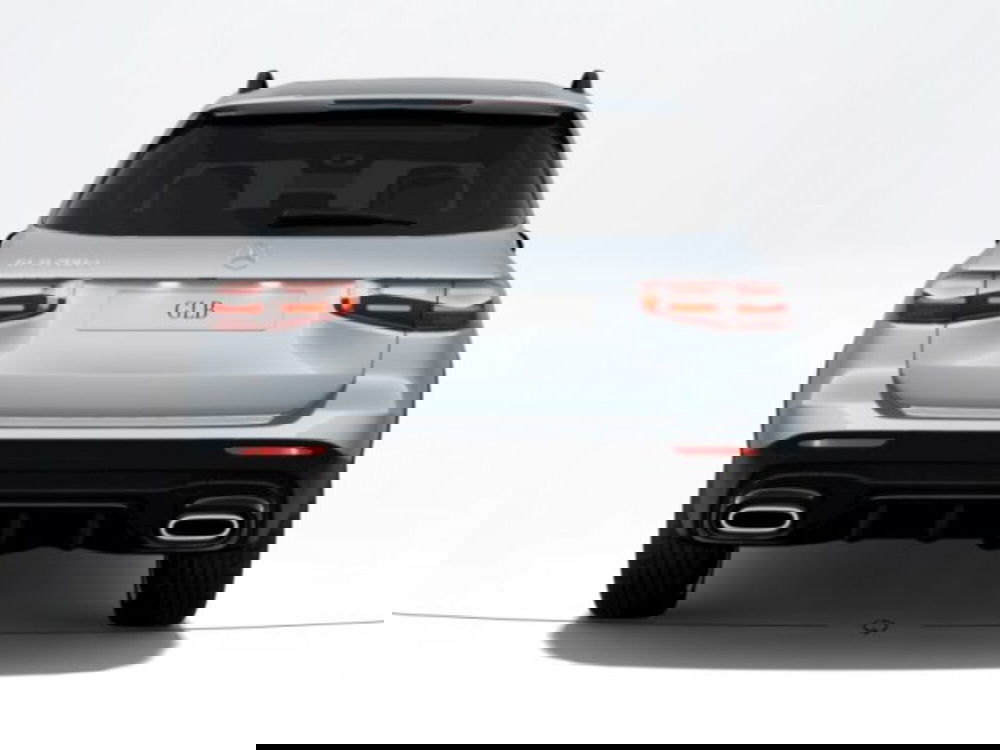 Mercedes-Benz GLB nuova a Verona (4)