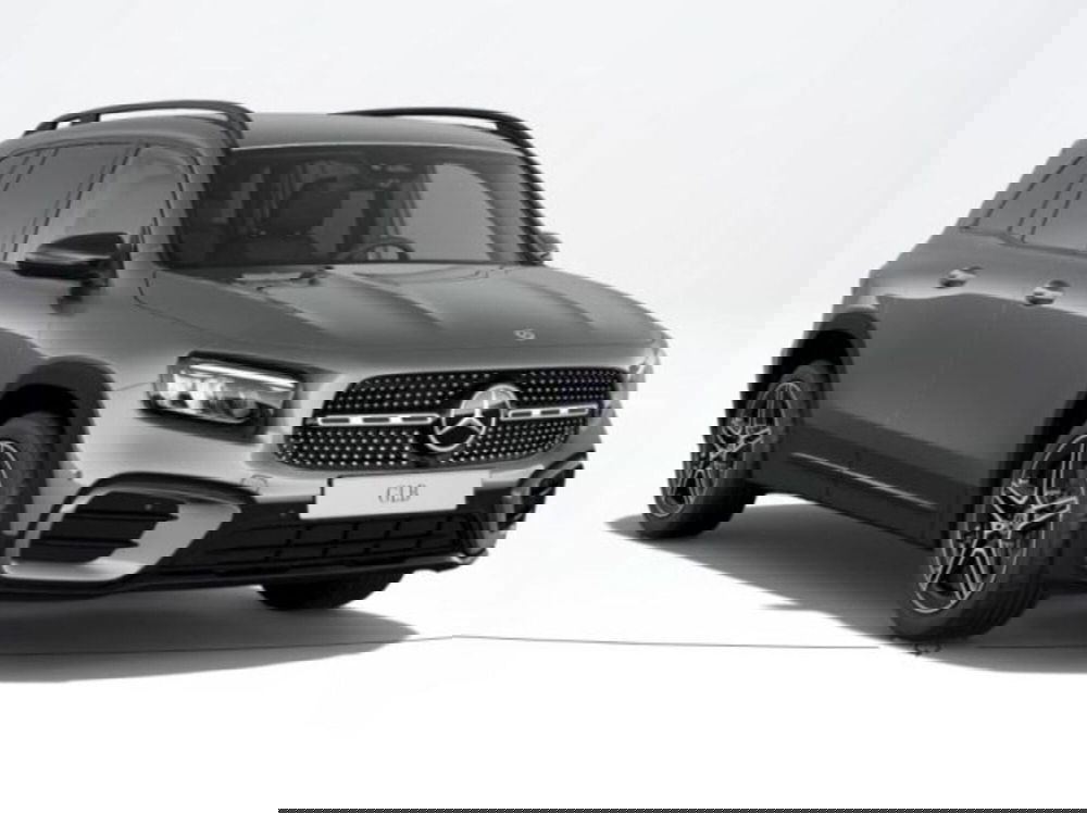 Mercedes-Benz GLB nuova a Verona