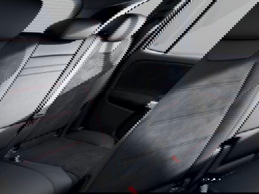 Mercedes-Benz GLB nuova a Verona (7)