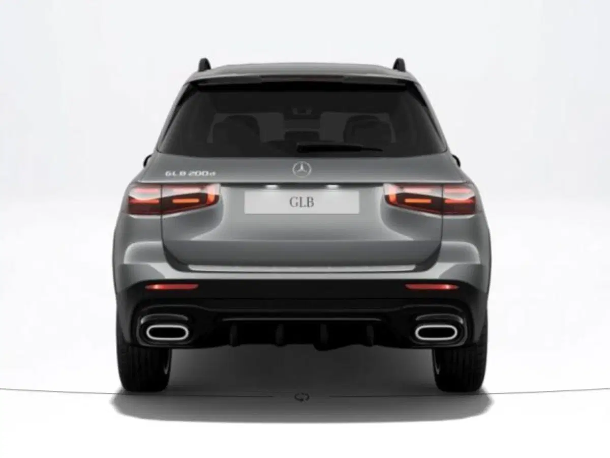 Mercedes-Benz GLB nuova a Verona (4)