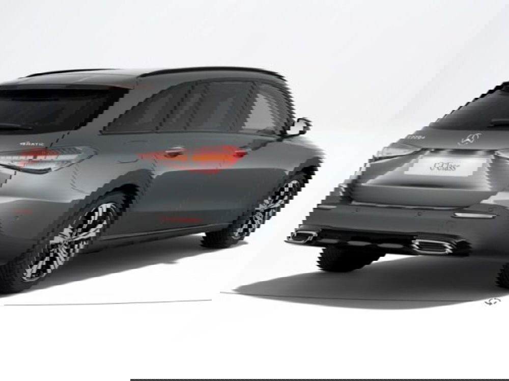 Mercedes-Benz Classe C Station Wagon nuova a Verona (2)