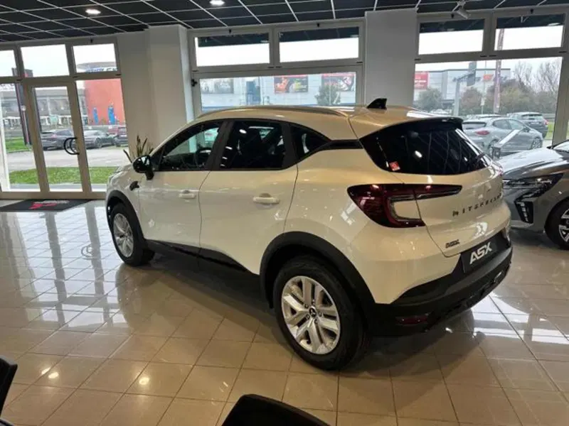 Mitsubishi ASX nuova a Pesaro-Urbino (4)