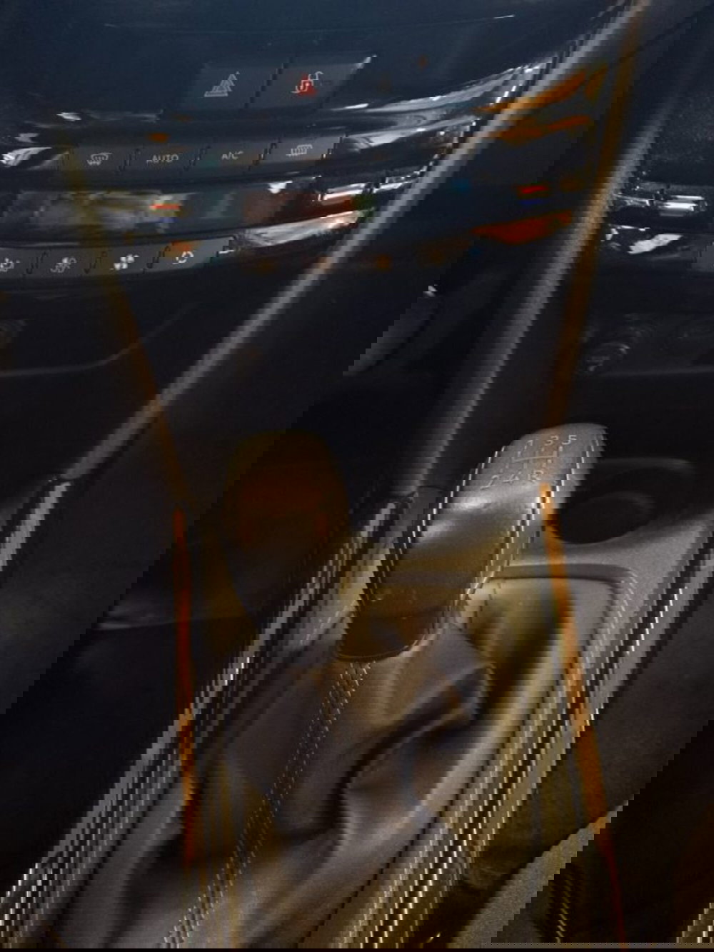 Peugeot 2008 usata a Vicenza (17)