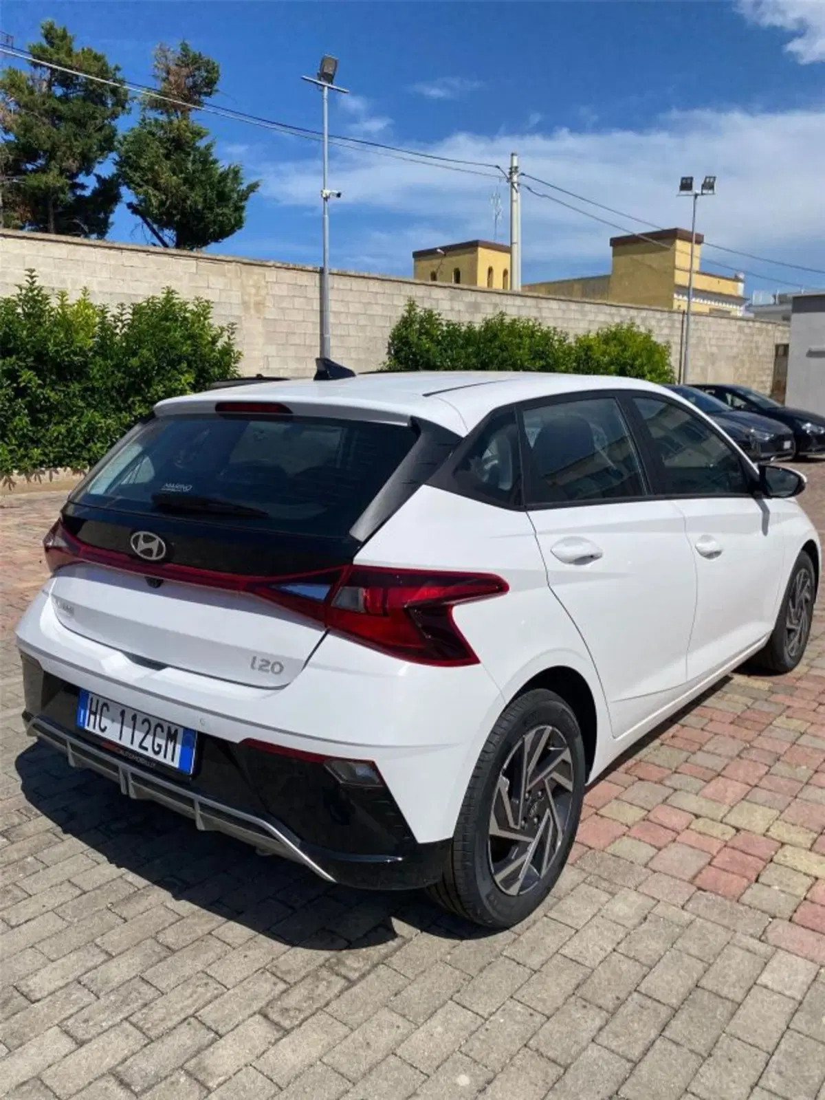 Hyundai i20 nuova a Bari (4)