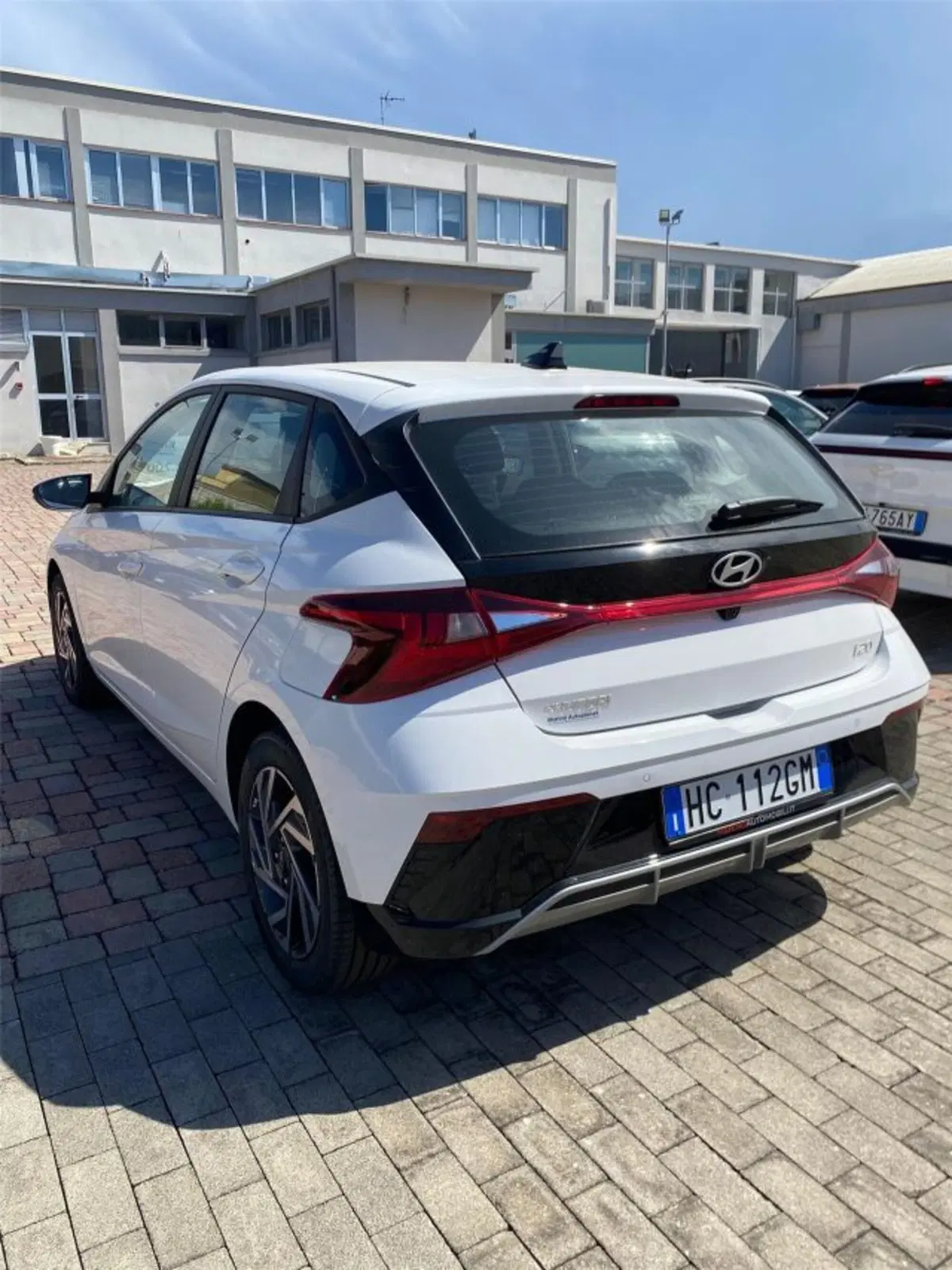 Hyundai i20 nuova a Bari (5)