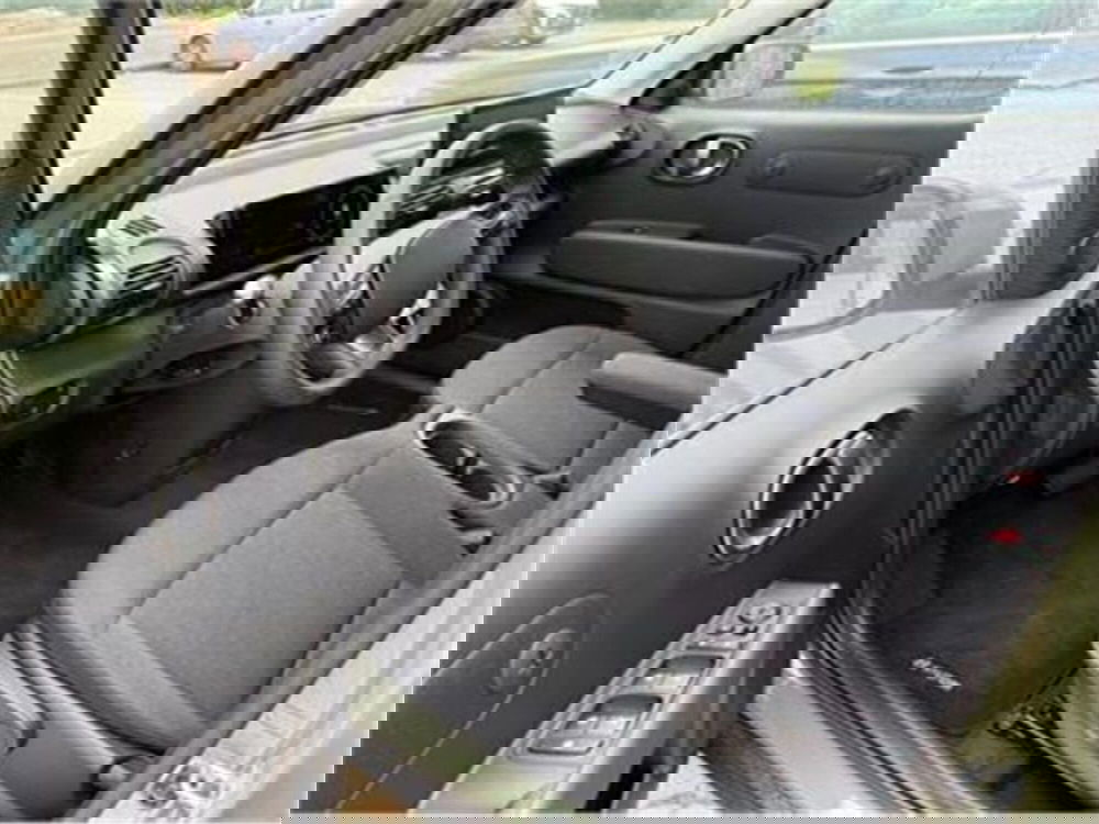 Hyundai Inster nuova a Bari (11)