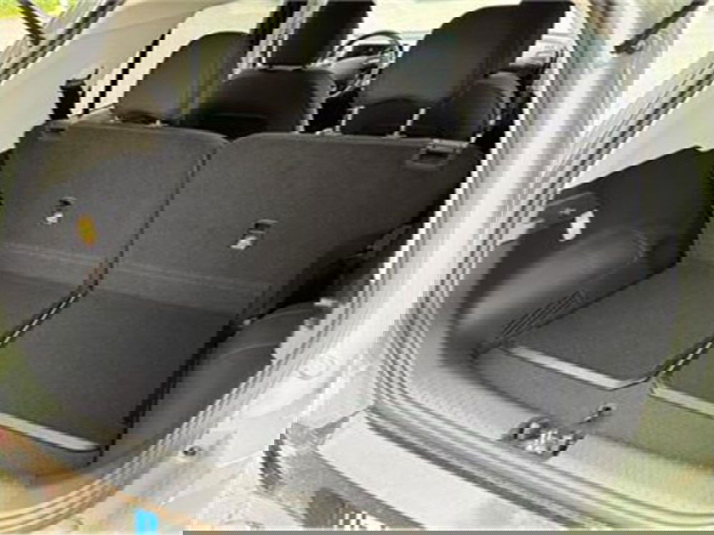 Hyundai Inster nuova a Bari (12)