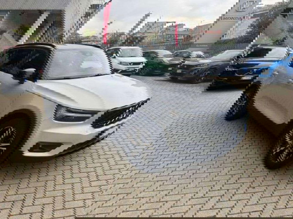 Volvo XC40 usata a Savona (4)