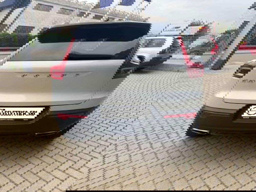 Volvo XC40 usata a Savona (7)