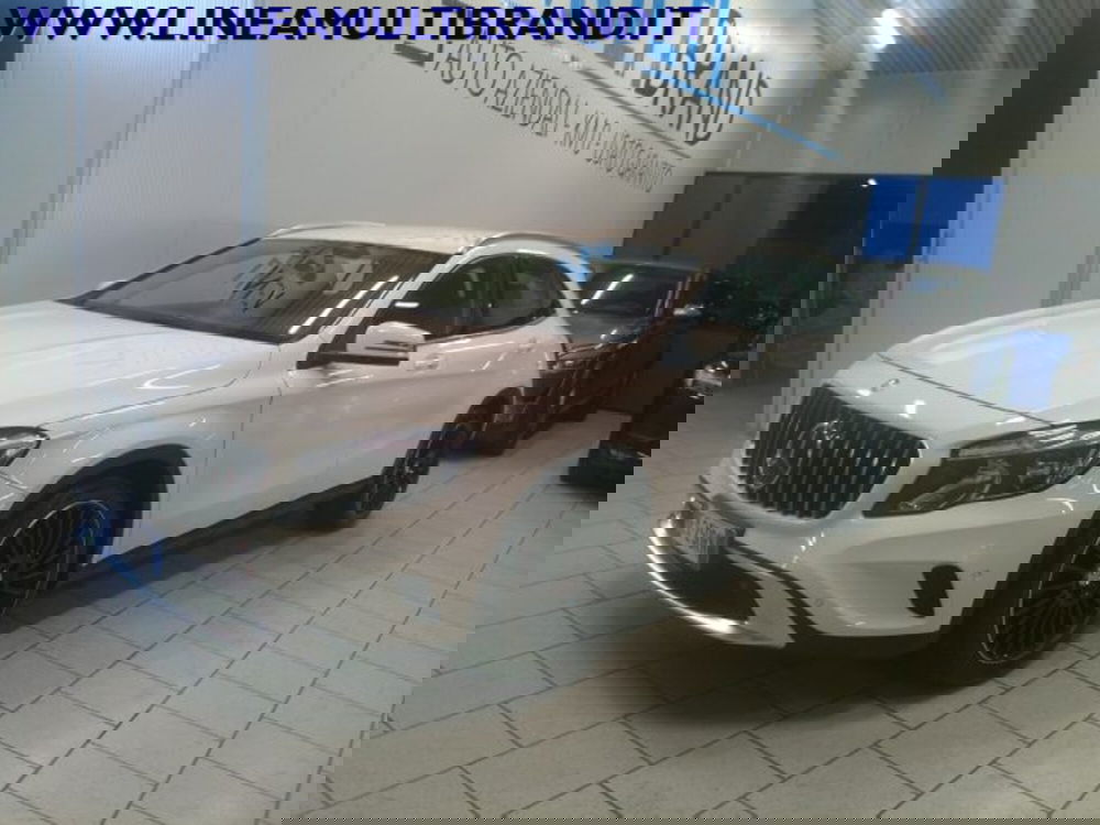 Mercedes-Benz GLA SUV usata a Piacenza
