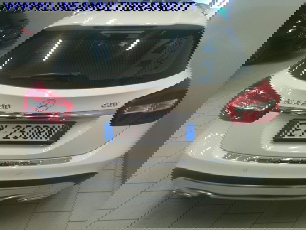 Mercedes-Benz GLA SUV usata a Piacenza (6)