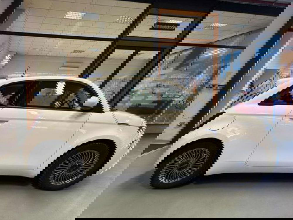 Fiat 500e usata a Vercelli (5)