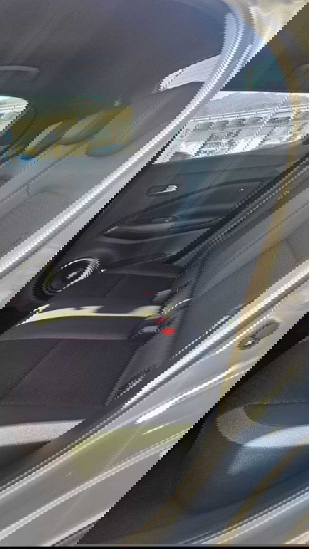 Nissan Juke usata a Lucca (12)