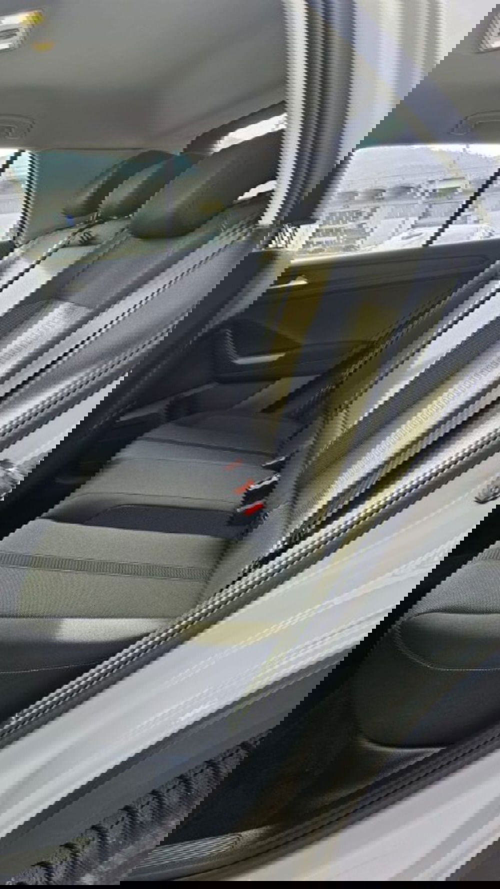 Volkswagen T-Roc usata a Lucca (17)