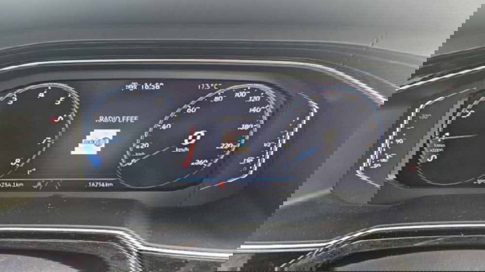 Volkswagen Taigo usata a Lucca (16)