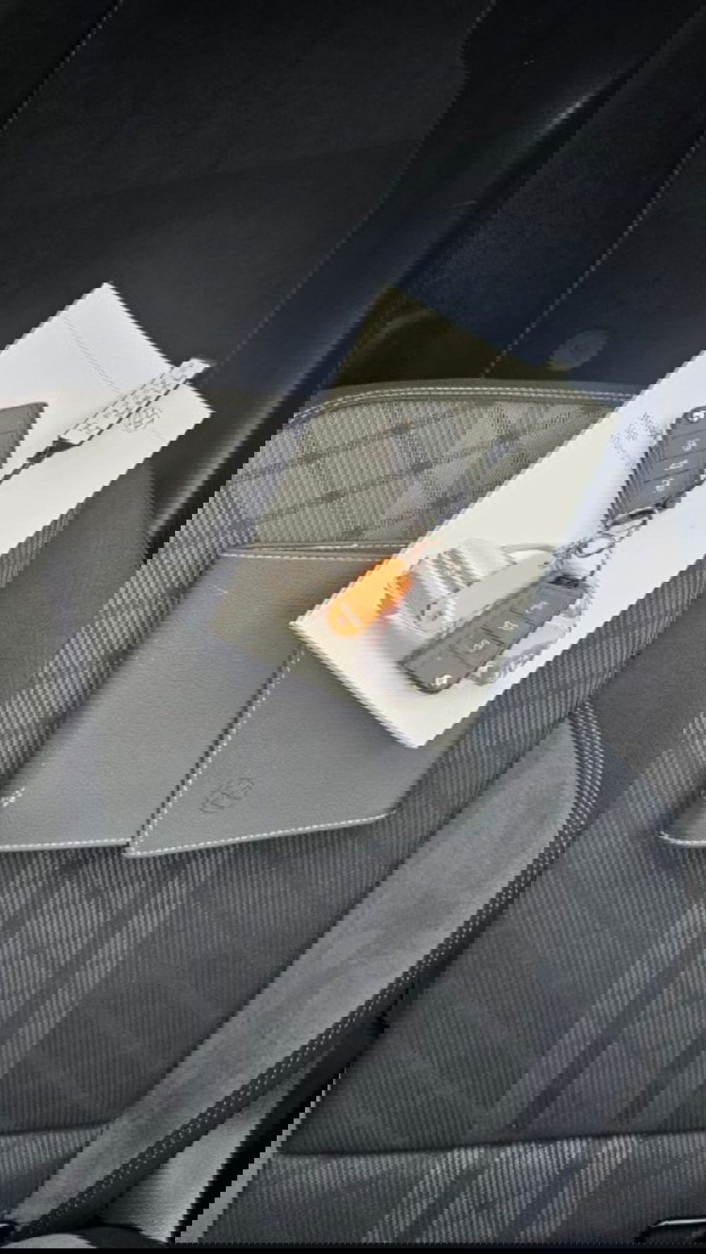 Volkswagen Taigo usata a Lucca (8)