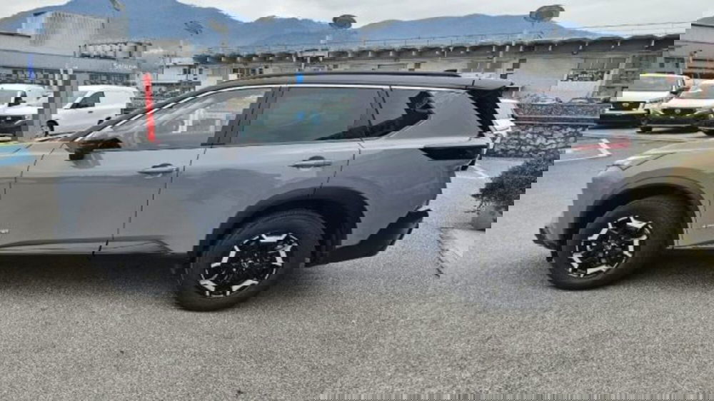 Nissan X-Trail usata a Lucca (7)