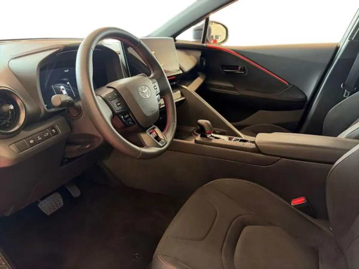 Toyota Toyota C-HR usata a Sassari (7)